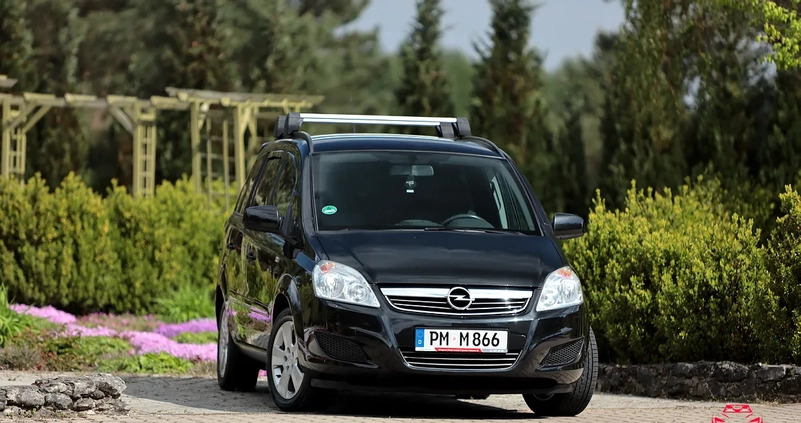 Opel Zafira cena 23999 przebieg: 186000, rok produkcji 2012 z Pińczów małe 704